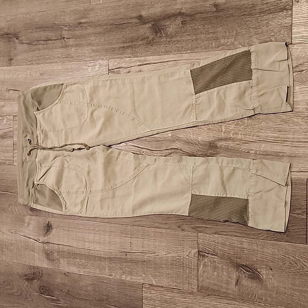 Soft and comfy outdoorsy pants